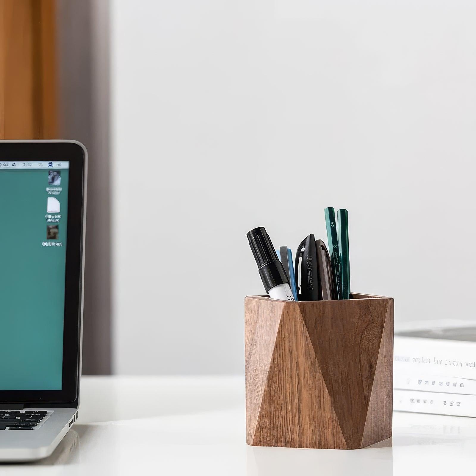 Pot à stylos en Noyer - FlatDesk