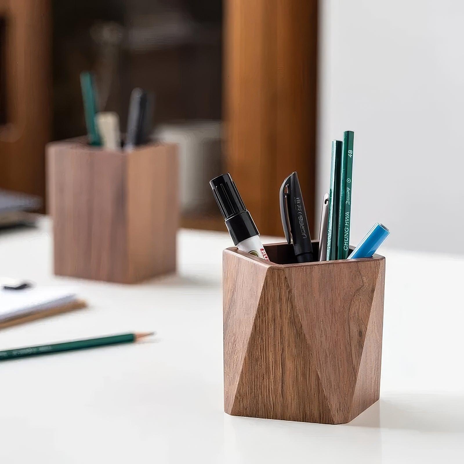 Pot à stylos en Noyer - FlatDesk