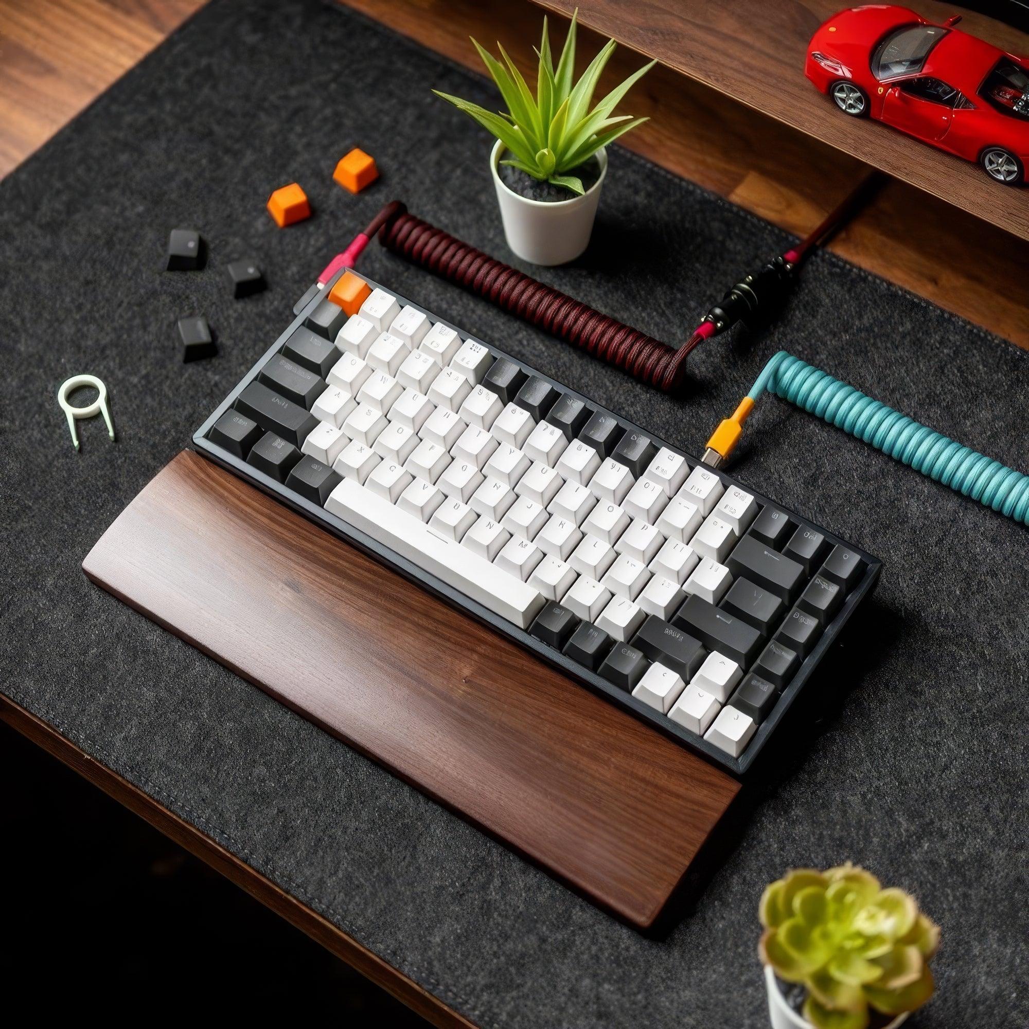 Repose poignet en Noyer - FlatDesk