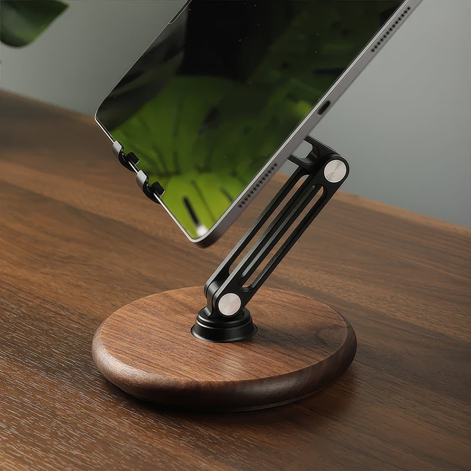 Support de téléphone en Noyer et Aluminium